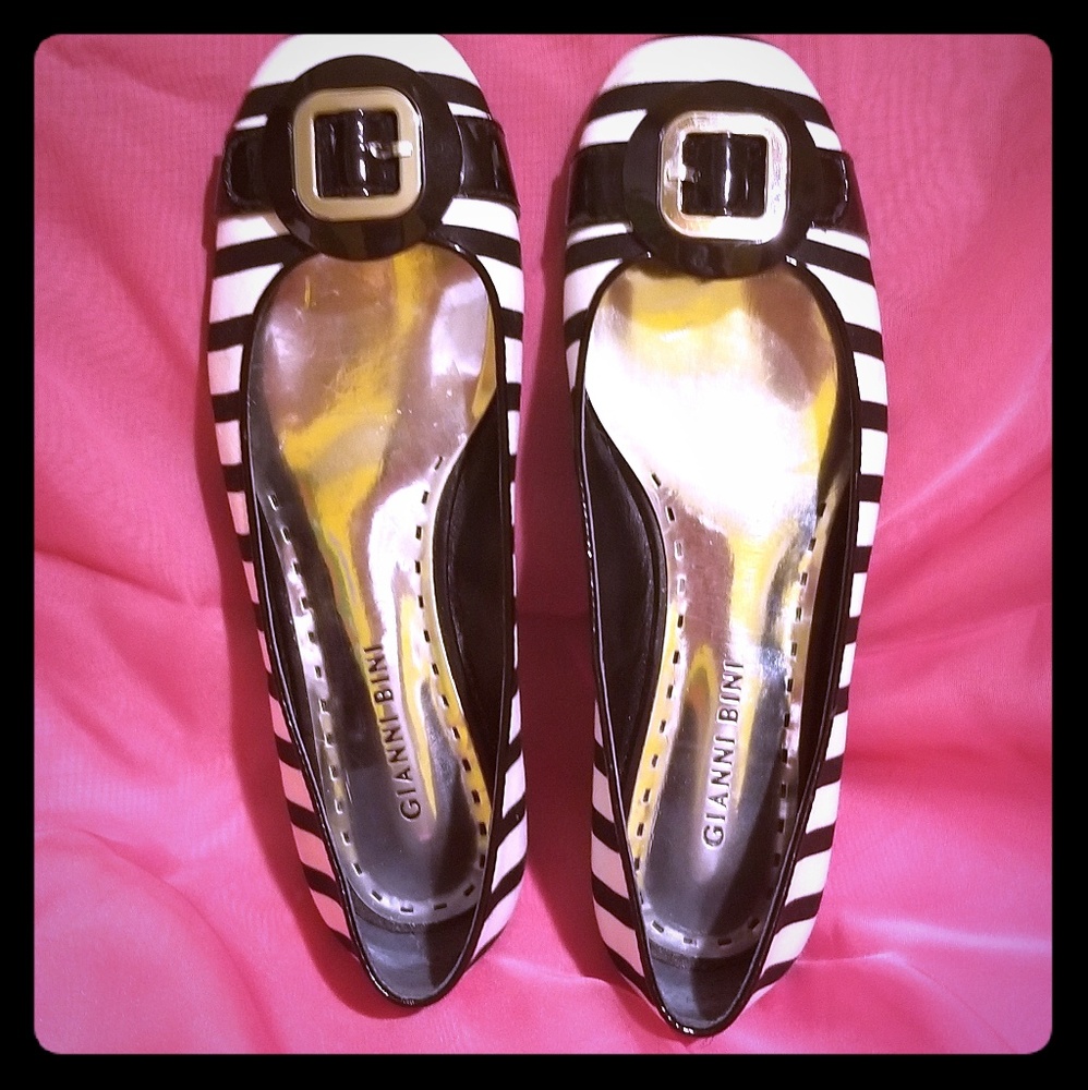 Flat Shoes